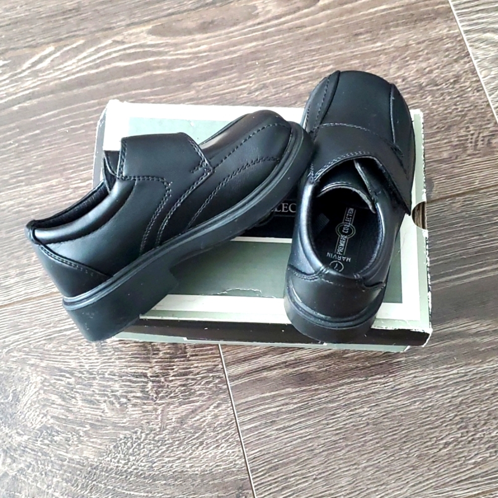 🖤 Kids Velcro Black Premiere Collection Size 7 - Marvin